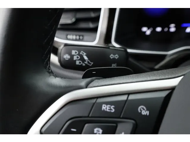 Volkswagen Taigo 1.0 TSI Life Business 2024 Benzine 10