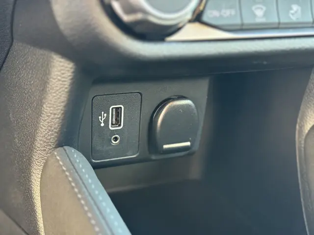 Nissan Micra 1.0 IG-T N-Design 2023 Benzine 20