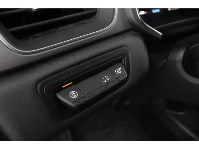 Renault Captur 1.0 TCe 90 techno 2024 Benzine 30