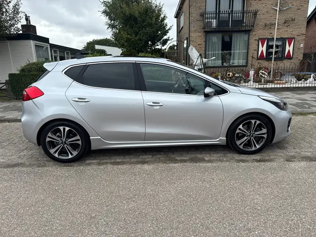 Kia cee'd 1.0 T-GDi GT-Line Summer Edition 2017 Benzine 4