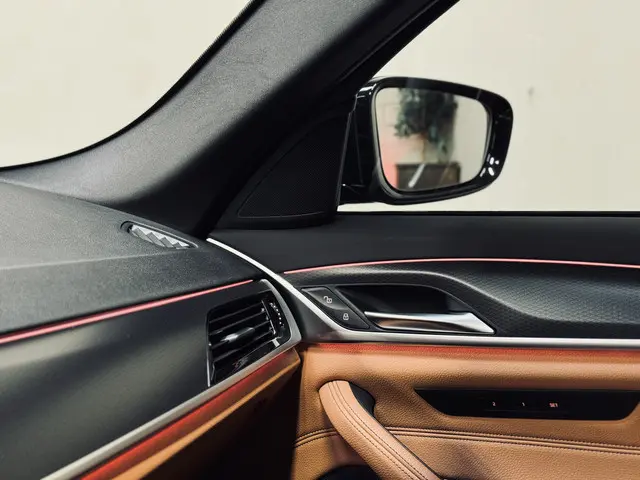 BMW 5 Serie 520i High Exe. M-Sport Plus 2021 Benzine 26