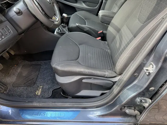 Renault Captur 0.9 TCe Limited 2019 Benzine 7