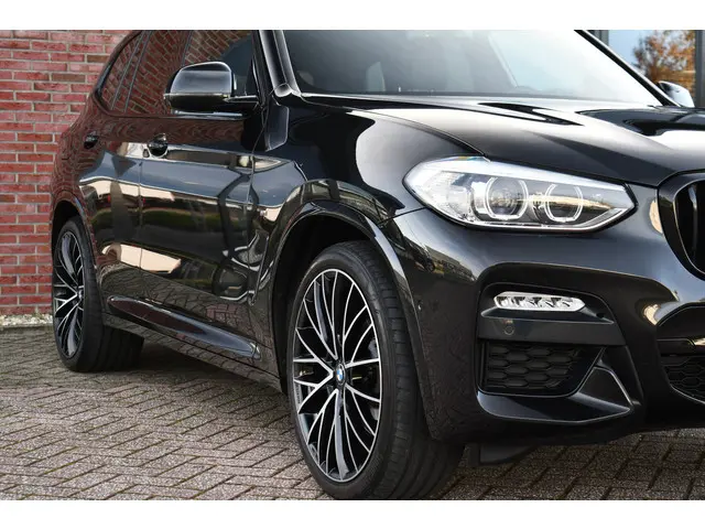 BMW X3 xDrive30i M-Sport 2018 Benzine 33