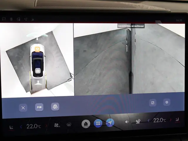 Lynk & Co 08 1.5 More 2025 Hybride Benzine 26