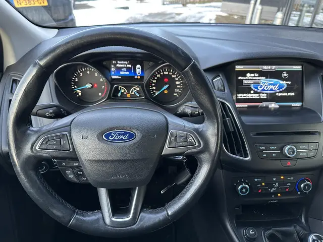 Ford Focus Wagon 1.0 Trend Edition 2015 Benzine 7