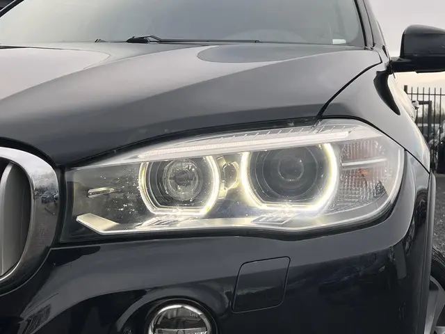 BMW X5 xDrive 50i High Executive 2013 Benzine 47