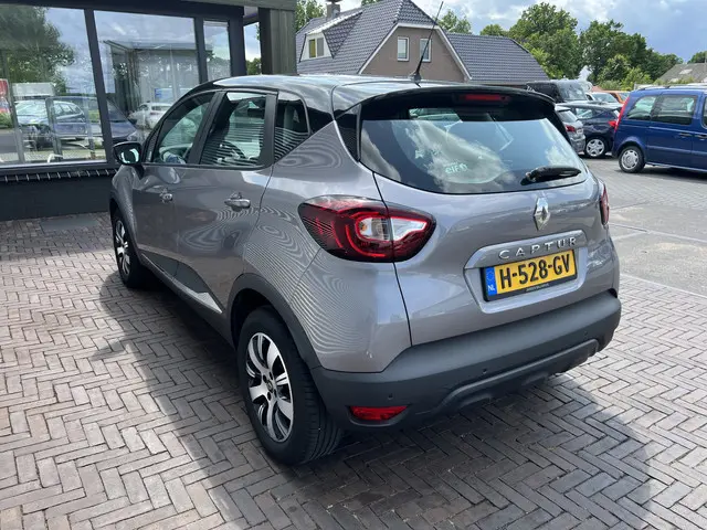 Renault Captur 0.9 TCe Version S 2019 Benzine 12