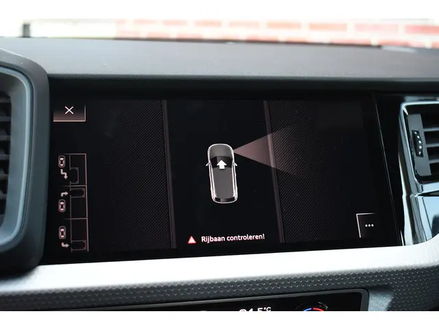 Audi A1 Sportback 30 TFSI S-Edition 2019 Benzine 27