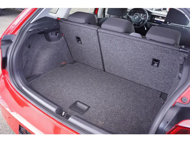 Volkswagen Polo 1.0 TSI Polo Comfortline 2019 Benzine 11