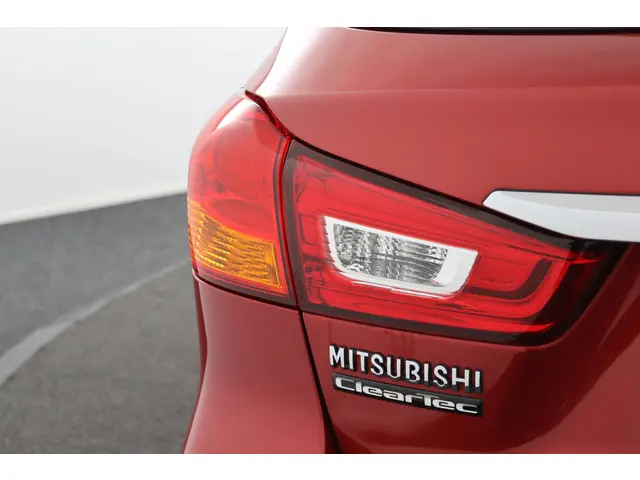 Mitsubishi ASX 1.6 Cleartec Connect Pro+ 2018 Benzine 13