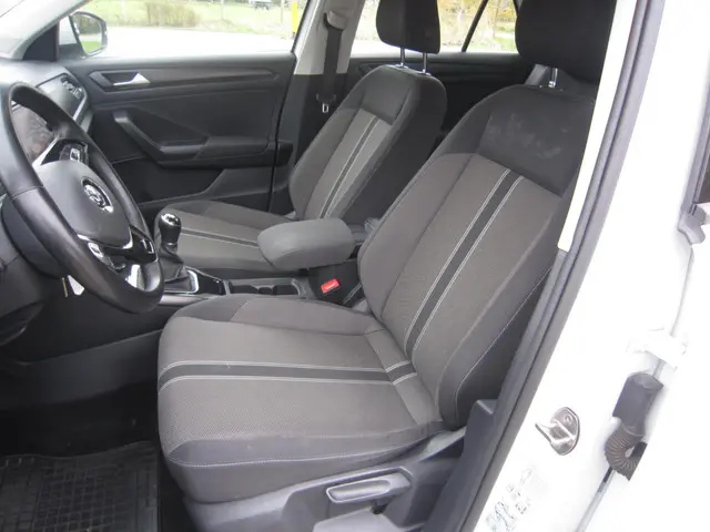 Volkswagen T-Roc 1.0 TSI navi clima 2019 Benzine 9