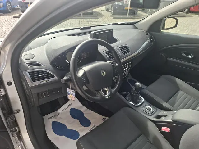 Renault Mégane Estate 1.2 TCe Limited 2016 Benzine 4