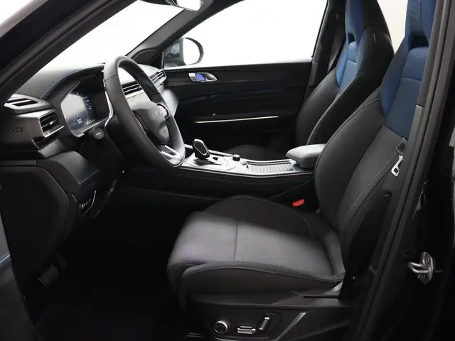 Lynk & Co 01 1.5 2023 Hybride Benzine 9