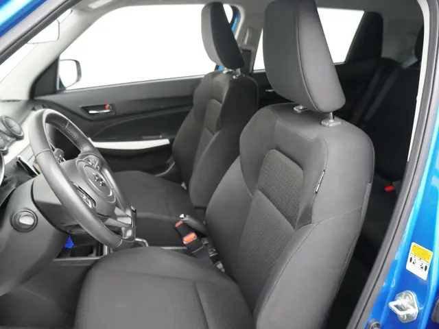 Suzuki Swift 1.2 Select Smart Hybrid 2022 Benzine 10