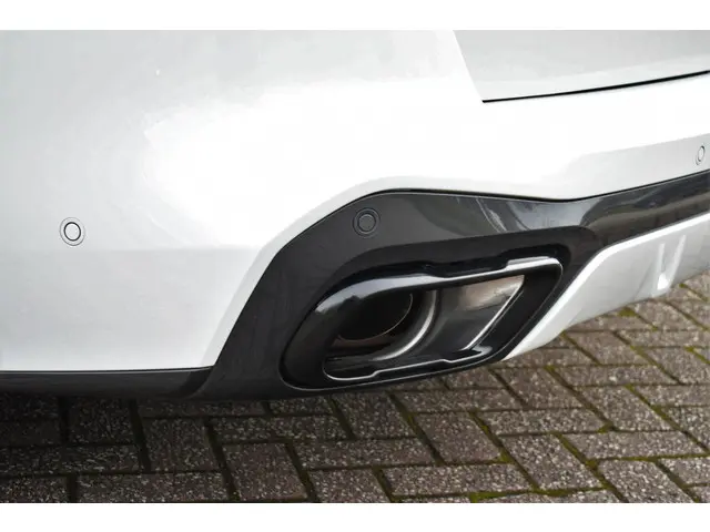 BMW X5 xDrive50e M-Sport 2023 Hybride Benzine 75