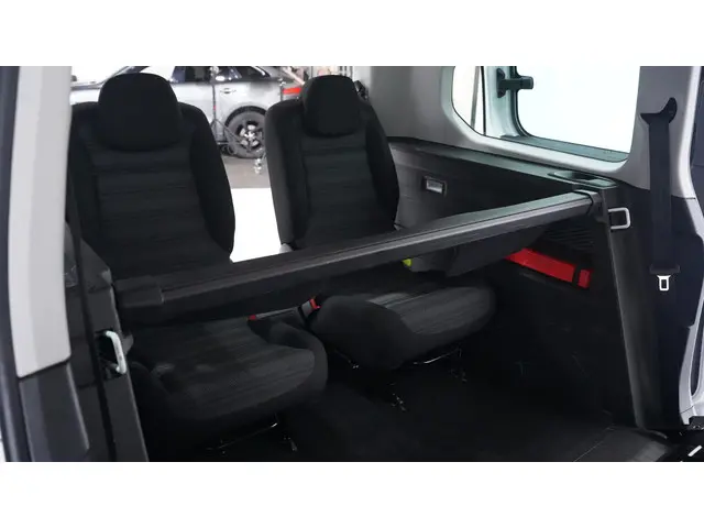 Opel Combo Tour 1.2 Turbo L2H1 Edition 7p. 2020 Benzine 39