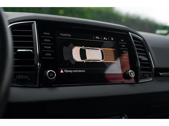 Škoda Karoq 1.5 TSI ACT Sportline 2019 Benzine 15