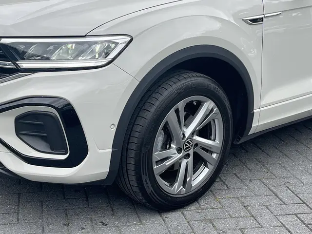 Volkswagen T-Roc 1.5 TSi DSG R-Line (2X) 2022 Benzine 22