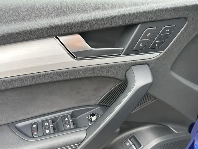 Audi Q5 55 TFSI e S LINE QUATTRO 2021 Hybride Benzine 22