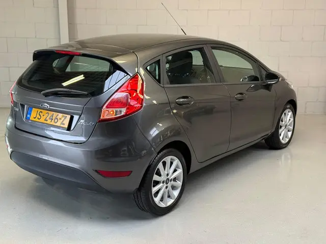 Ford Fiesta 1.0 EcoB. Style Automaat Airco 2016 Benzine 4