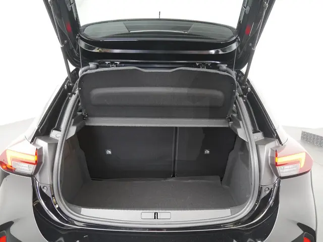 Opel Corsa 1.2 Level 4 2023 Benzine 9