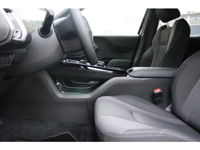 Toyota Urban Cruiser Dynamic 61 kWh, 2026 Elektrisch 16