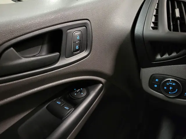 Ford Transit Connect 1.5EcoBlue 100pk Euro 6! 2018 Diesel 12