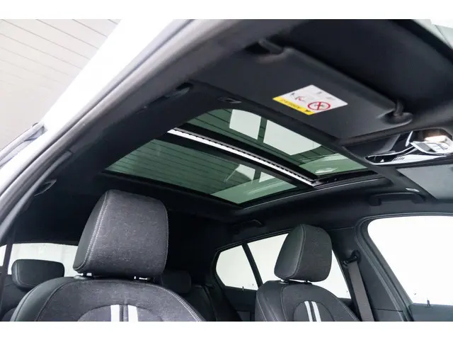 BMW 1 Serie 5-deurs 118i 2024 Benzine