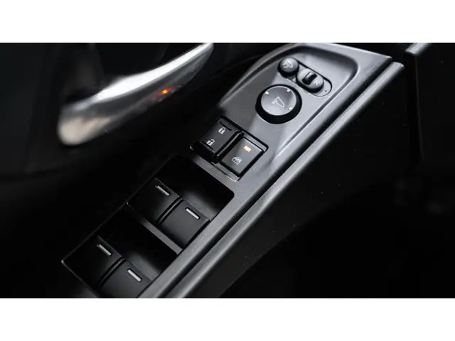 Honda Civic 1.4 Elegance Business Edition 2016 Benzine 25