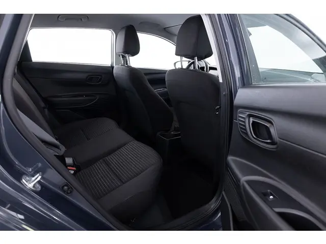 Hyundai i20 1.2 MPI Comfort | AIRCO | VELGEN 2021 Benzine 6