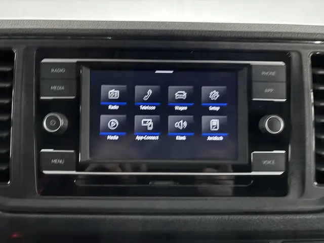 Volkswagen Crafter 30 2.0 TDI L3H3 Highline 2022 Diesel 18