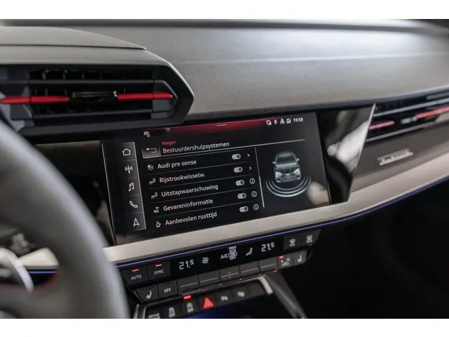 Audi RS3 2.5 TFSI quattro HUD Pano B&O PPF 2022 Benzine 50