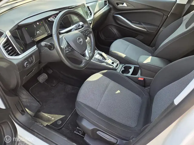 Opel Grandland 1.2 Turbo Edition 2022 Benzine 11