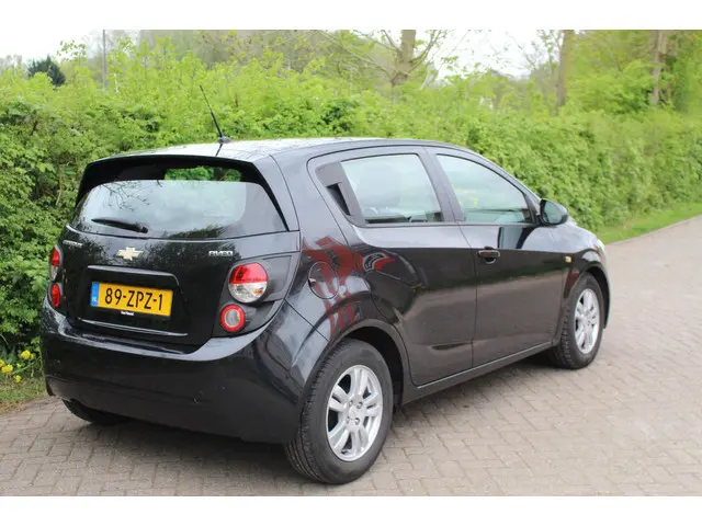 Chevrolet Aveo 1.2 LT 2013 Benzine 5
