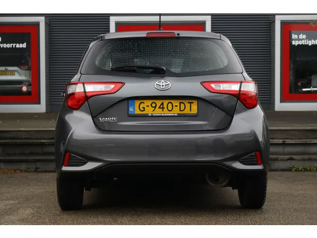 Toyota Yaris 1.0 VVT-i Active 2019 Benzine 4