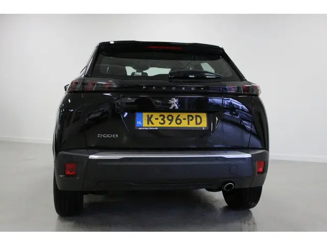 Peugeot 2008 1.5 BlueHDi Blue Lease Active 2021 Diesel 8