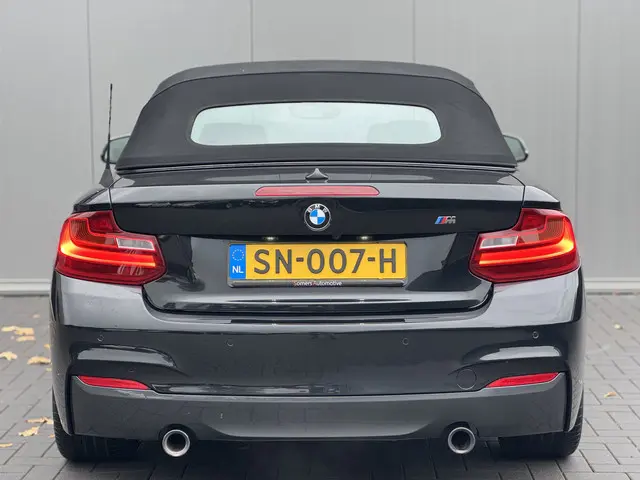 BMW 2 Serie Cabrio M235i High Executive 2015 Benzine 21