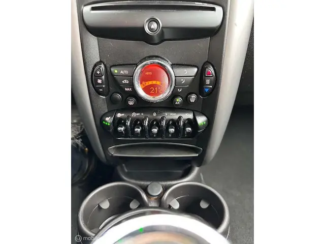 MINI Countryman 1.6 Cooper ALL4 2015 Benzine 8