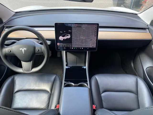 Tesla Model 3 Standard RWD Plus 60 kWh 2020 Elektrisch 12