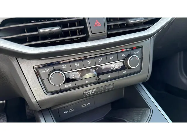 SEAT Ibiza 1.0 EcoTSI FR Anniversary 2025 Benzine 18