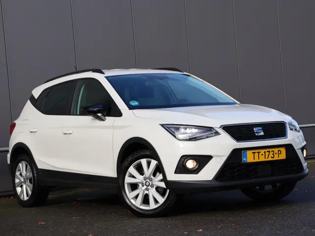 SEAT Arona 1.0 TSI Style Business Intense 2018 Benzine 3