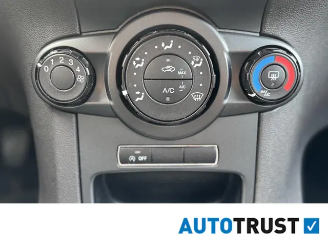 Ford Fiesta 1.0 Style,airco, km nap,navigatie 2015 Benzine 11