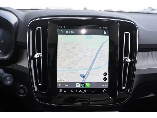 Volvo XC40 2.0 B4 Ultra Dark 2024 Benzine 46