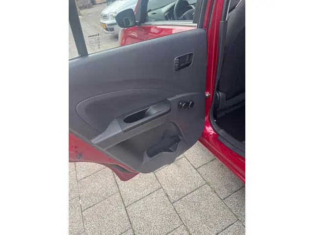 Suzuki Celerio 1.0 Dynamic Carplay 33.800KM! 2017 Benzine 11