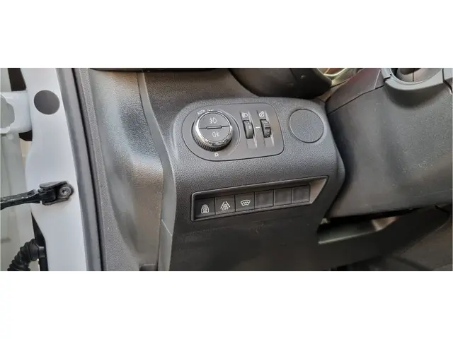 Opel Combo Tour 1.2 Turbo L2H1 Edition 7p. 2020 Benzine 17