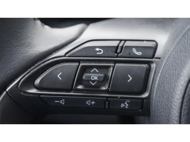 Mazda 2 Hybrid 1.5 Centre-line 2025 Hybride Benzine 20