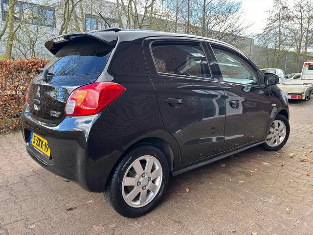 Mitsubishi Space Star 1.0 Bright 2015 Benzine 3