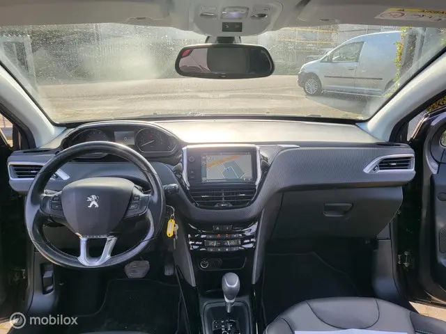 Peugeot 2008 1.2 PureTech Allure 2016 Benzine 4