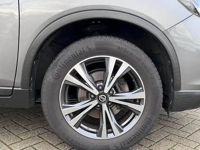 Nissan X-Trail 1.6 DIG-T N-Connecta 2018 Benzine 24