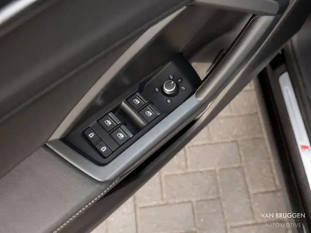 Audi Q3 Sportback 35 TFSI S-Line 2022 Benzine 33